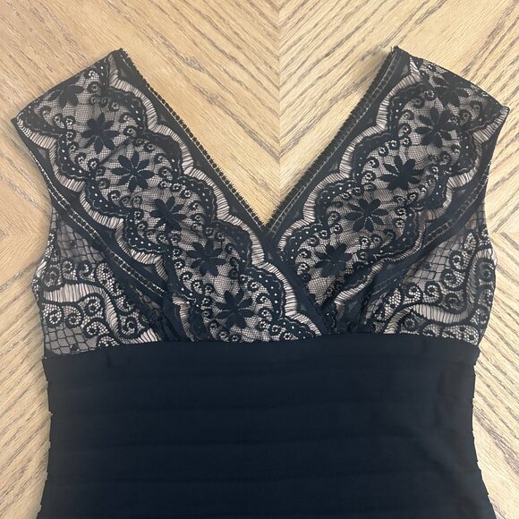 Andre Oliver Black Lace Sleeveless Dress With Pleated Bodice - Picture 2 of 13